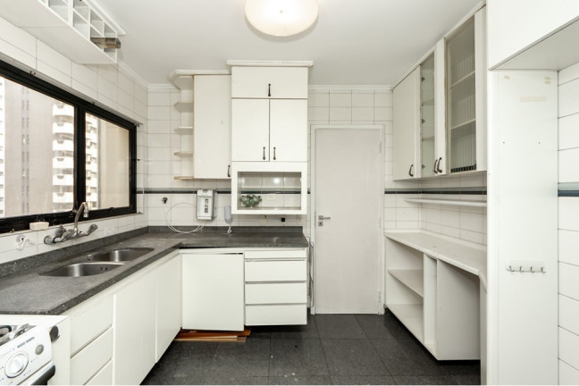 Imagem Apartamento com 3 Quartos à Venda, 97 m² em Moema - São Paulo