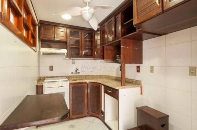 Imagem Casa com 3 Quartos à Venda, 167 m² em Sétimo Céu - Porto Alegre Imagem Casa com 3 Quartos à Venda, 167 m² em Sétimo Céu - Porto Alegre