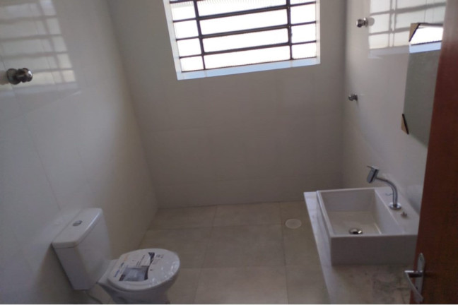 Imagem Casa com 3 Quartos para Alugar, 239 m² em Vila Campesina - Osasco Imagem Casa com 3 Quartos para Alugar, 239 m² em Vila Campesina - Osasco