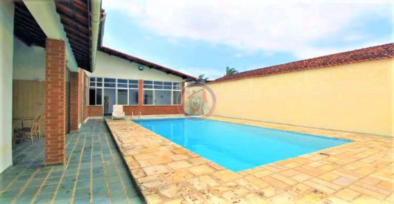 Imagem Casa com 5 Quartos à Venda, 311 m² em Nova Itanhaém - Itanhaém Imagem Casa com 5 Quartos à Venda, 311 m² em Nova Itanhaém - Itanhaém