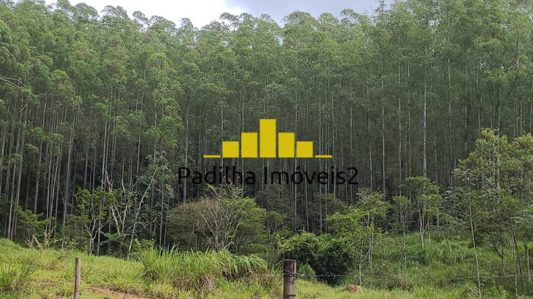 Imagem Fazenda à Venda, 241 m² em Guaratinguetá Imagem Fazenda à Venda, 241 m² em Guaratinguetá