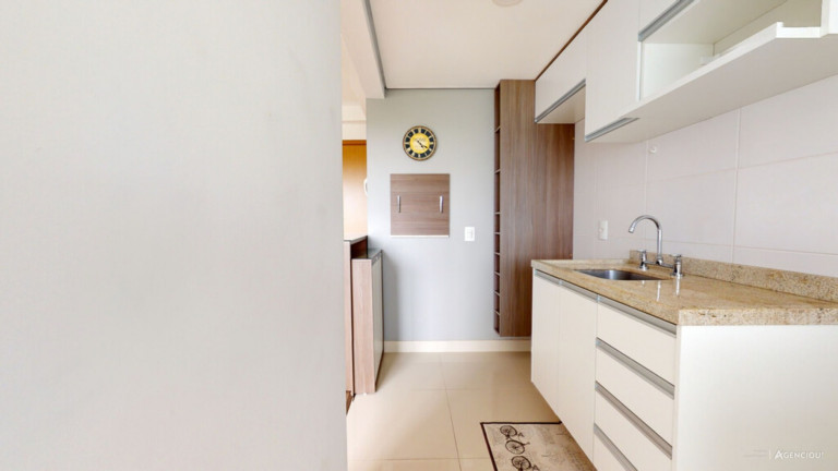 Imagem Imóvel com 2 Quartos à Venda, 50 m² em Tristeza - Porto Alegre