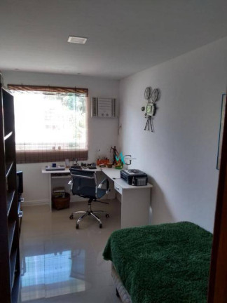 Imagem Casa com 4 Quartos à Venda, 240 m² em Guaratiba - Rio De Janeiro Imagem Casa com 4 Quartos à Venda, 240 m² em Guaratiba - Rio De Janeiro