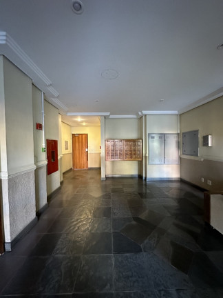 Imagem Imóvel com 3 Quartos à Venda, em Cristal - Porto Alegre Imagem Imóvel com 3 Quartos à Venda, em Cristal - Porto Alegre
