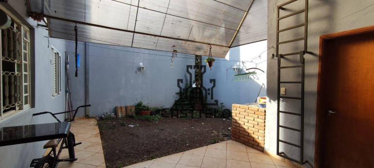 Imagem Casa com 4 Quartos à Venda, 155 m² em Jardim Prefeito Milton Menezes - Londrina Imagem Casa com 4 Quartos à Venda, 155 m² em Jardim Prefeito Milton Menezes - Londrina