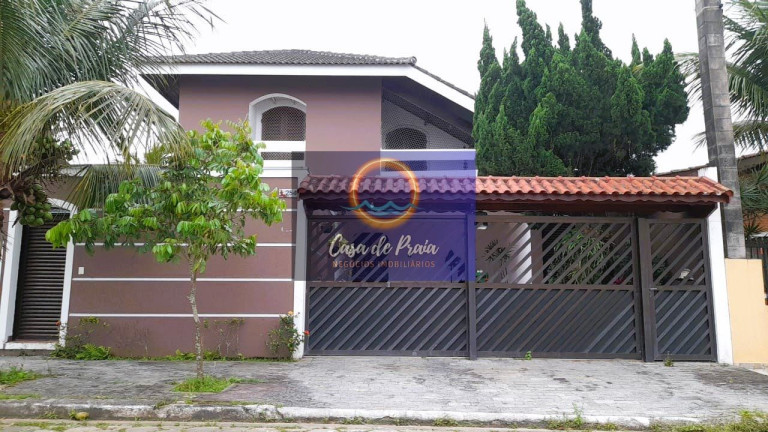 Sobrado com 3 Quartos à Venda, 260 m² em Jardim Imperador - Peruíbe