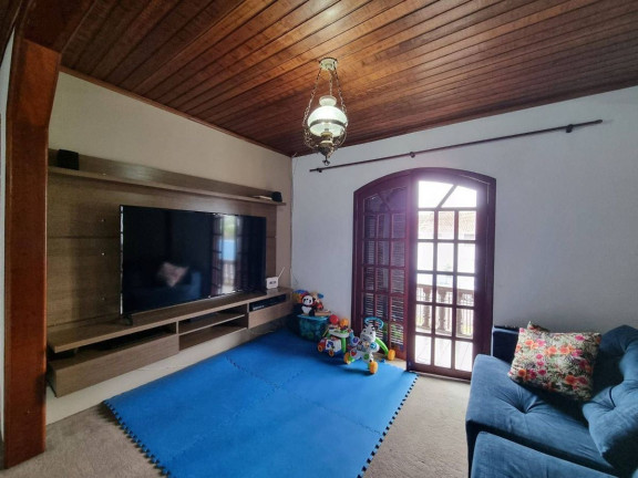 Imagem Sobrado com 4 Quartos à Venda, 240 m² em Capão Da Imbuia - Curitiba Imagem Sobrado com 4 Quartos à Venda, 240 m² em Capão Da Imbuia - Curitiba