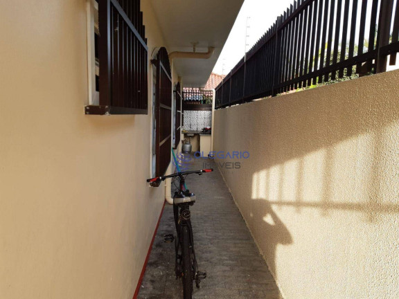Imagem Sobrado com 3 Quartos à Venda, 214 m² em Centro - Penha Imagem Sobrado com 3 Quartos à Venda, 214 m² em Centro - Penha