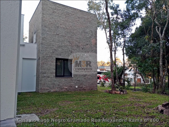 Imagem Casa com 4 Quartos à Venda, 225 m² em Ipê Amarelo - Gramado Imagem Casa com 4 Quartos à Venda, 225 m² em Ipê Amarelo - Gramado