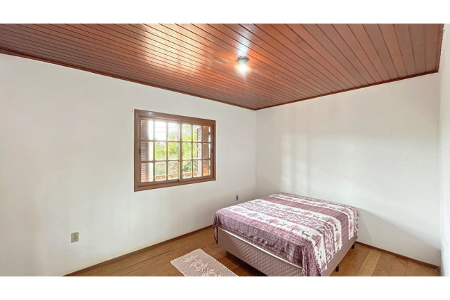 Imagem Casa com 3 Quartos à Venda, 368 m² em Ponta Grossa - Porto Alegre