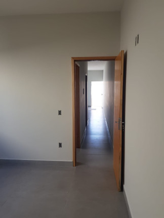 Casa com 2 Quartos à Venda, 64 m² em Laranjeiras - Uberlândia