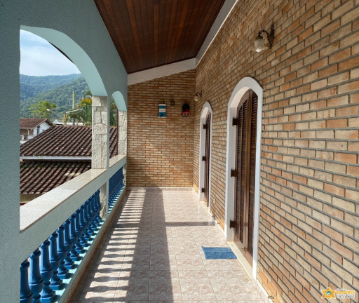 Imagem Sobrado com 6 Quartos à Venda, 200 m² em Umuarama - Ubatuba Imagem Sobrado com 6 Quartos à Venda, 200 m² em Umuarama - Ubatuba