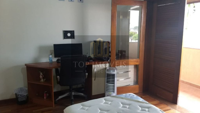 Imagem Sobrado com 3 Quartos à Venda, 800 m² em Jardim Santa Maria - Jacareí Imagem Sobrado com 3 Quartos à Venda, 800 m² em Jardim Santa Maria - Jacareí
