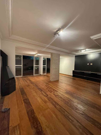 Casa com 3 Quartos à Venda, 165 m² em Tamboré 06 - Santana De Parnaíba
