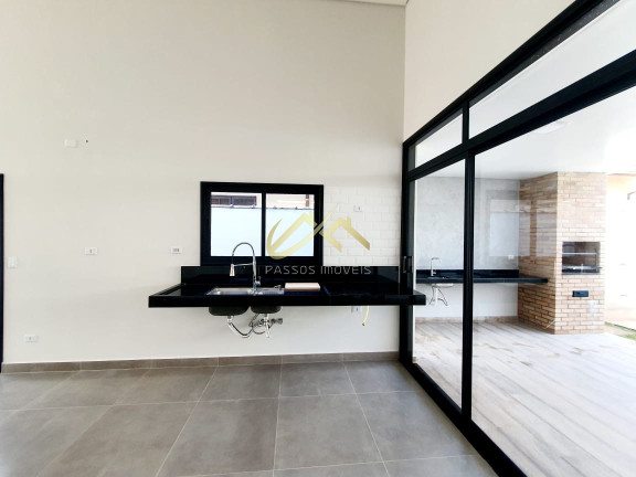 Casa com 4 Quartos à Venda, 180 m² em Horto Florestal - Ubatuba