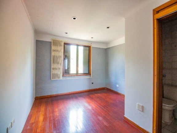 Imagem Sobrado com 4 Quartos à Venda, 115 m² em Jardim Sabará - Porto Alegre Imagem Sobrado com 4 Quartos à Venda, 115 m² em Jardim Sabará - Porto Alegre