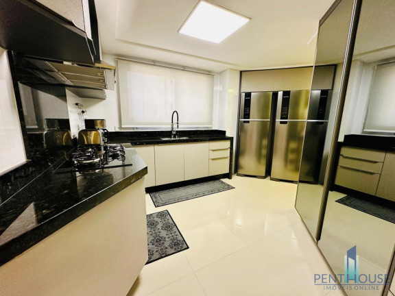 Imagem Apartamento com 3 Quartos à Venda, 179 m² em Centro - Balneário Camboriú