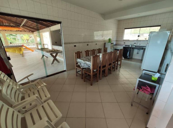 Imagem Casa com 4 Quartos à Venda, 5.310 m² em Jacareí Imagem Casa com 4 Quartos à Venda, 5.310 m² em Jacareí