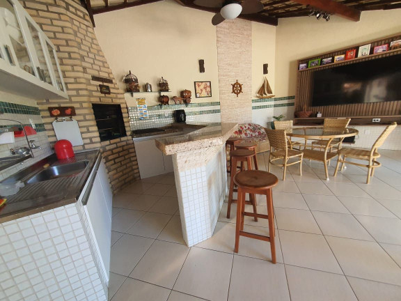Imagem Casa com 6 Quartos para Temporada, 236 m² em Guarajuba - Camaçari Imagem Casa com 6 Quartos para Temporada, 236 m² em Guarajuba - Camaçari