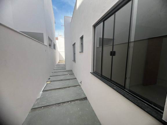 Imagem Casa com 3 Quartos à Venda, 95 m² em Nova São Pedro - São Pedro Da Aldeia Imagem Casa com 3 Quartos à Venda, 95 m² em Nova São Pedro - São Pedro Da Aldeia
