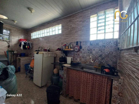 Imagem Casa com 3 Quartos à Venda, 55 m² em Tupi - Praia Grande