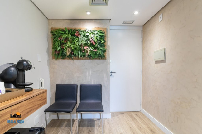 Sala Comercial à Venda,  em Moema - São Paulo