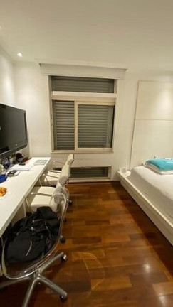 Imagem Apartamento com 3 Quartos à Venda, 260 m² em Higienópolis - São Paulo Imagem Apartamento com 3 Quartos à Venda, 260 m² em Higienópolis - São Paulo