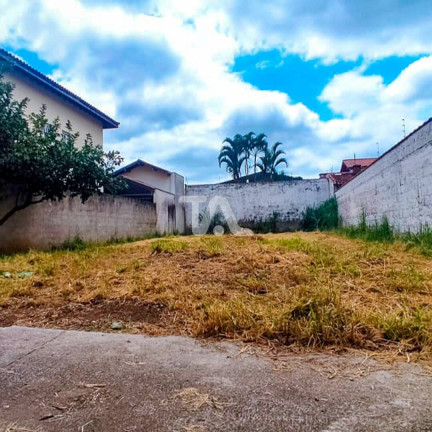 Terreno à Venda, 324 m² em Parque São Benedito - Pindamonhangaba