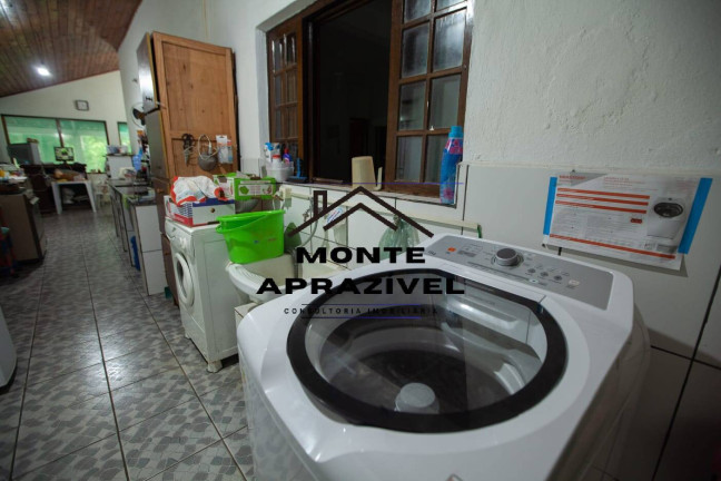 Imagem Chácara com 9 Quartos à Venda, 7.000 m² em Itanhaém