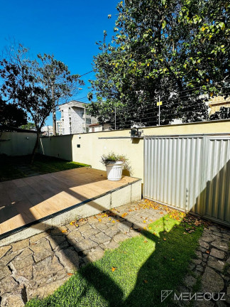 Imagem Casa com 6 Quartos para Alugar ou Temporada, 360 m² em Praia Do Morro - Guarapari Imagem Casa com 6 Quartos para Alugar ou Temporada, 360 m² em Praia Do Morro - Guarapari