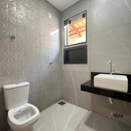 Imagem Casa com 3 Quartos à Venda, 75 m²