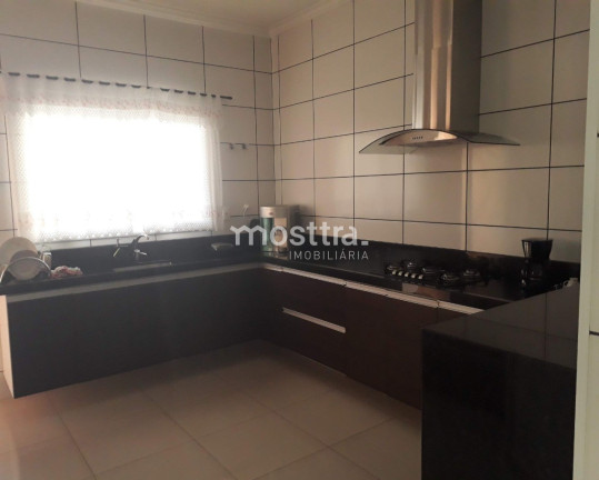 Imagem Sobrado com 4 Quartos à Venda,  em Vila Avaí - Indaiatuba