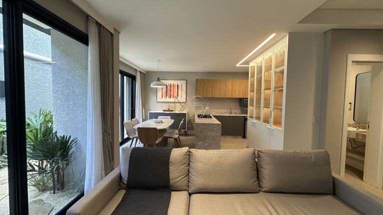 Imagem Sobrado com 4 Quartos à Venda, 175 m² em Xaxim - Curitiba Imagem Sobrado com 4 Quartos à Venda, 175 m² em Xaxim - Curitiba