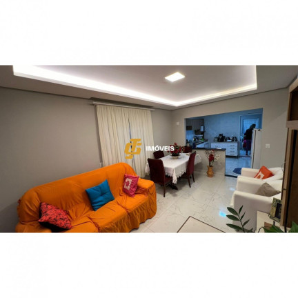 Imagem Casa com 2 Quartos à Venda, 350 m² em Municípios - Balneário Camboriú Imagem Casa com 2 Quartos à Venda, 350 m² em Municípios - Balneário Camboriú