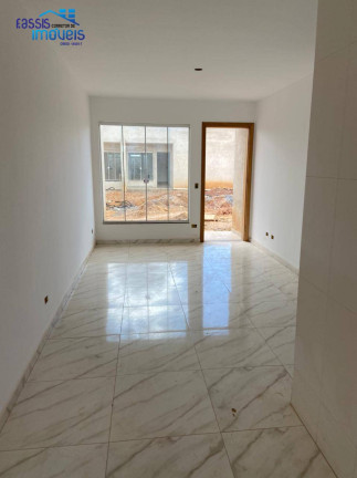 Imagem Casa com 3 Quartos à Venda, 56 m² em Embu - Colombo