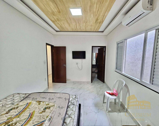 Imagem Casa com 3 Quartos à Venda, 250 m² em Solemar - Praia Grande