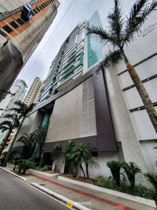 Imagem Apartamento com 3 Quartos à Venda, 135 m² em Centro - Balneário Camboriú Imagem Apartamento com 3 Quartos à Venda, 135 m² em Centro - Balneário Camboriú