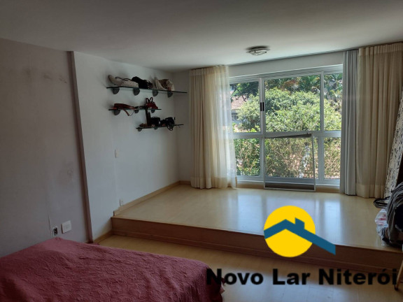 Imagem Casa com 2 Quartos à Venda, 132 m² em São Francisco - Niterói Imagem Casa com 2 Quartos à Venda, 132 m² em São Francisco - Niterói