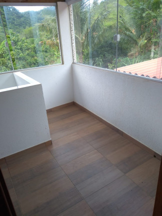 Imagem Imóvel com 4 Quartos à Venda, 2.000 m² Imagem Imóvel com 4 Quartos à Venda, 2.000 m²