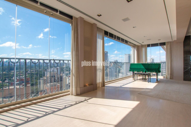 Apartamento com 4 Quartos à Venda, 366 m² em Moema - São Paulo