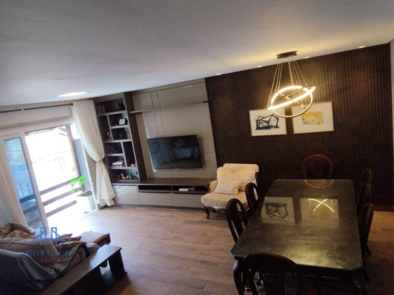 Imagem Casa com 3 Quartos à Venda, 280 m² em Trindade - Florianópolis Imagem Casa com 3 Quartos à Venda, 280 m² em Trindade - Florianópolis