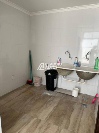Imagem Casa com 3 Quartos à Venda, 130 m² em Feira De Santana