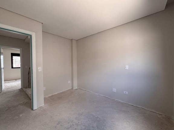 Imagem Casa com 3 Quartos à Venda, 123 m² em Uberaba - Curitiba