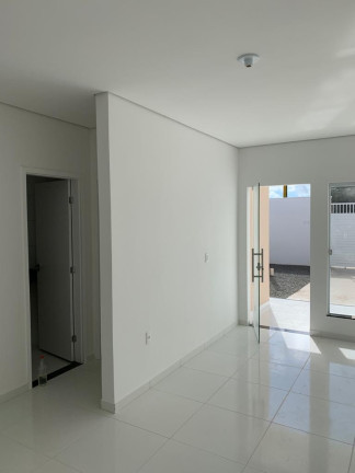 Imagem Casa com 2 Quartos à Venda, 150 m² em Feira De Santana