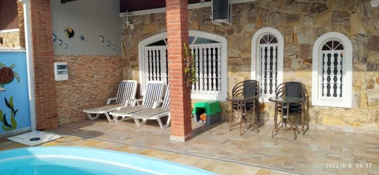 Imagem Casa com 3 Quartos à Venda, 250 m² em Oásis - Peruíbe