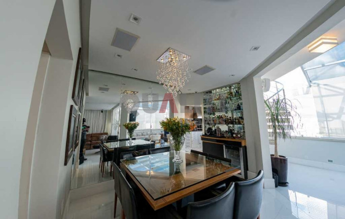 Imagem Apartamento com 4 Quartos à Venda, 370 m² em Moema - São Paulo Imagem Apartamento com 4 Quartos à Venda, 370 m² em Moema - São Paulo