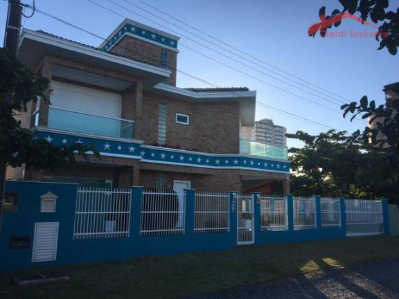 Imagem Casa com 3 Quartos à Venda, 208 m² em Itacolomi - Piçarras