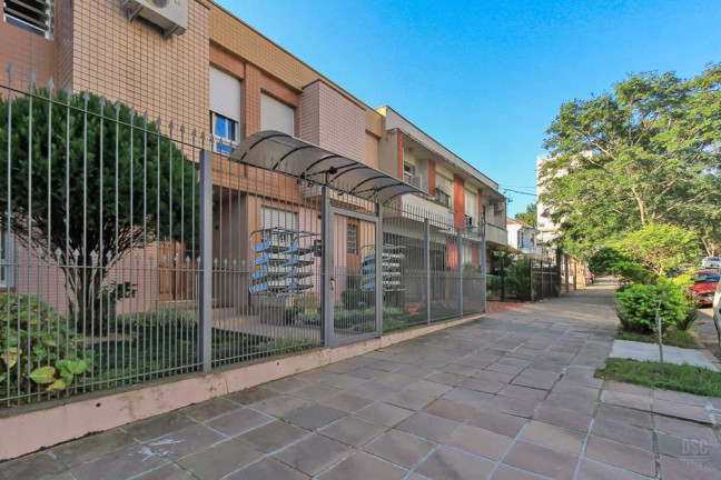 Imagem Imóvel com 1 Quarto à Venda, 28 m² em Petrópolis - Porto Alegre
