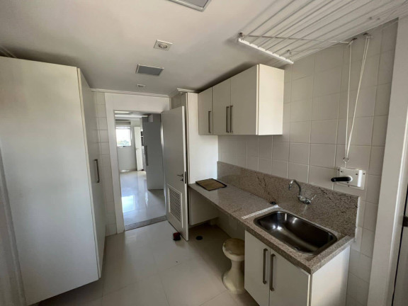 Imagem Apartamento com 3 Quartos à Venda, 258 m² em Alphaville Empresarial - Barueri Imagem Apartamento com 3 Quartos à Venda, 258 m² em Alphaville Empresarial - Barueri