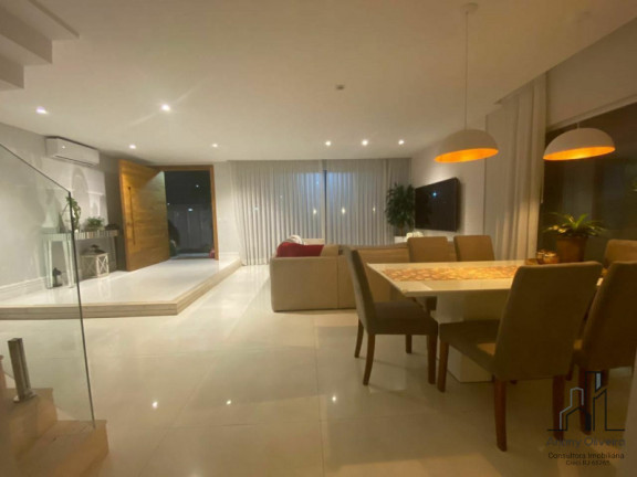 Imagem Casa de Condomínio com 3 Quartos à Venda, 370 m² em Recreio Dos Bandeirantes - Rio De Janeiro Imagem Casa de Condomínio com 3 Quartos à Venda, 370 m² em Recreio Dos Bandeirantes - Rio De Janeiro